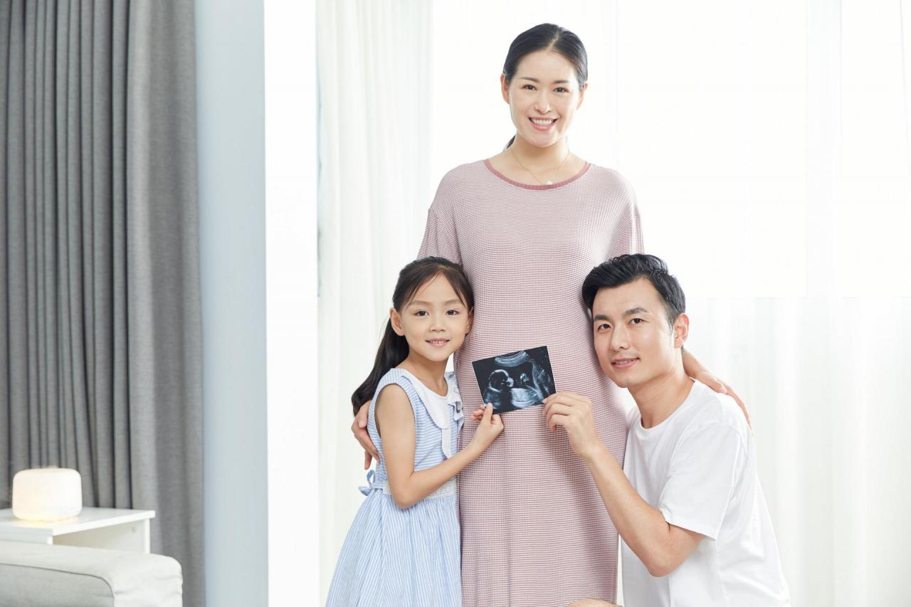 男孩子怎么看发育了没有初三男生还没有发育怎么办