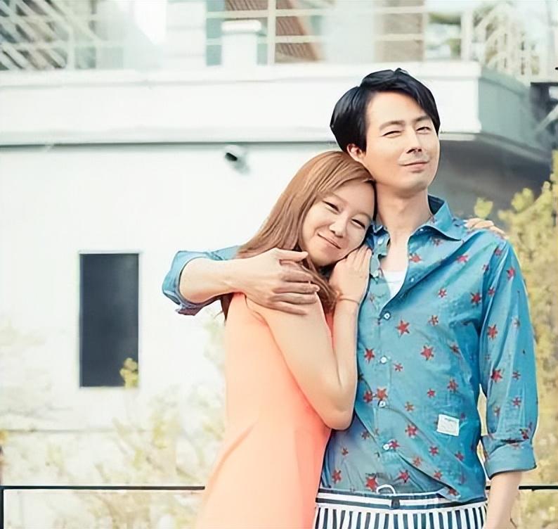 男生不捅破关系却和你暧昧和你关系好的男生跟你表白