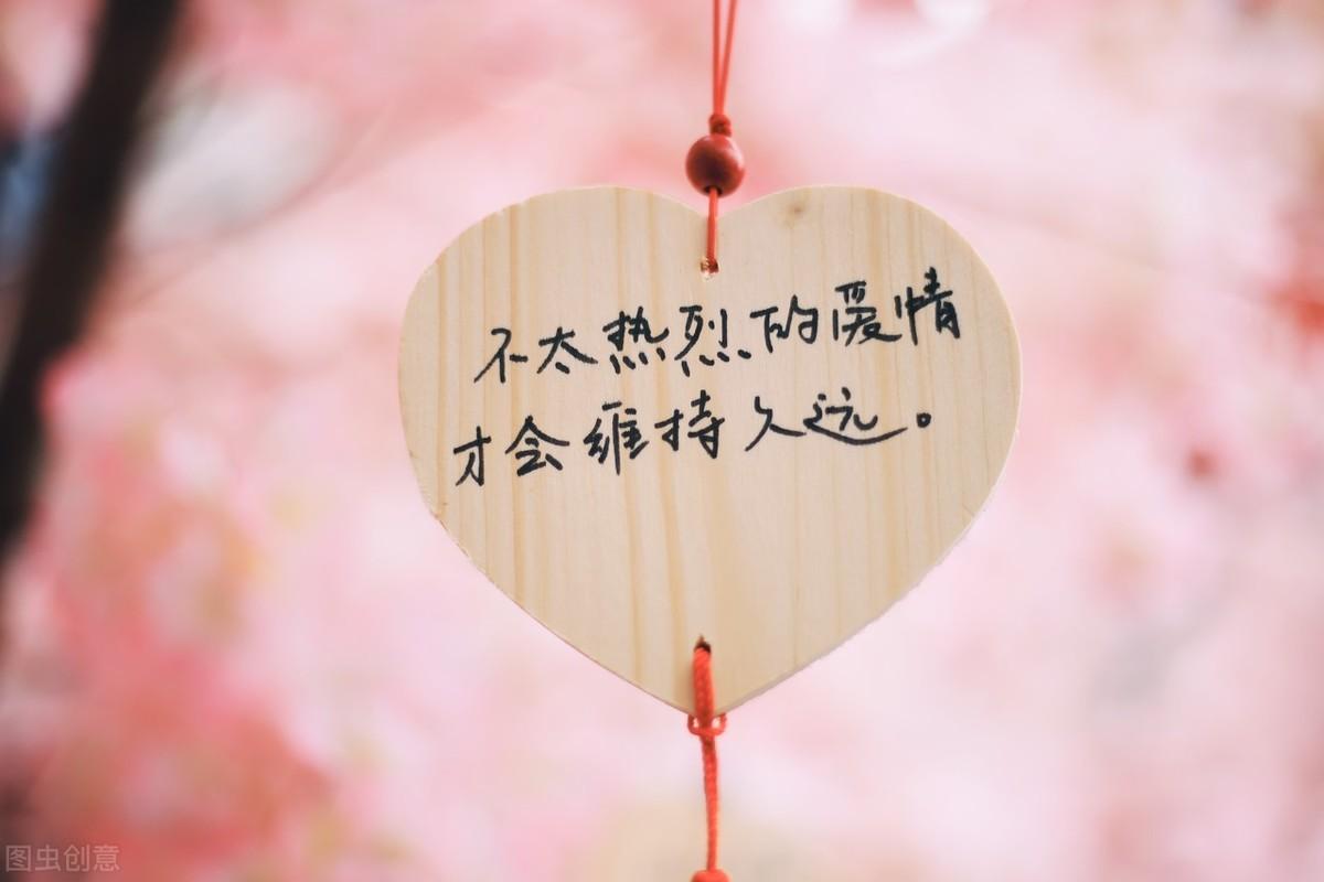 暗示喜欢的男生的说说暗示离不开他句子有哪些