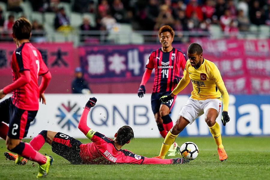 男人不会放走哪种女人,贾琏不在乎尤二姐和贾瑞的过往