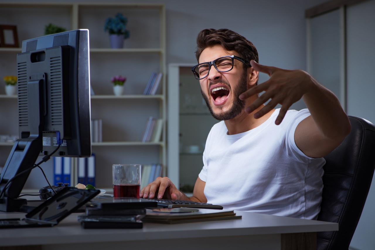 男人明明在意却冷淡如果你的男朋友或女朋友刚开始什么都依你