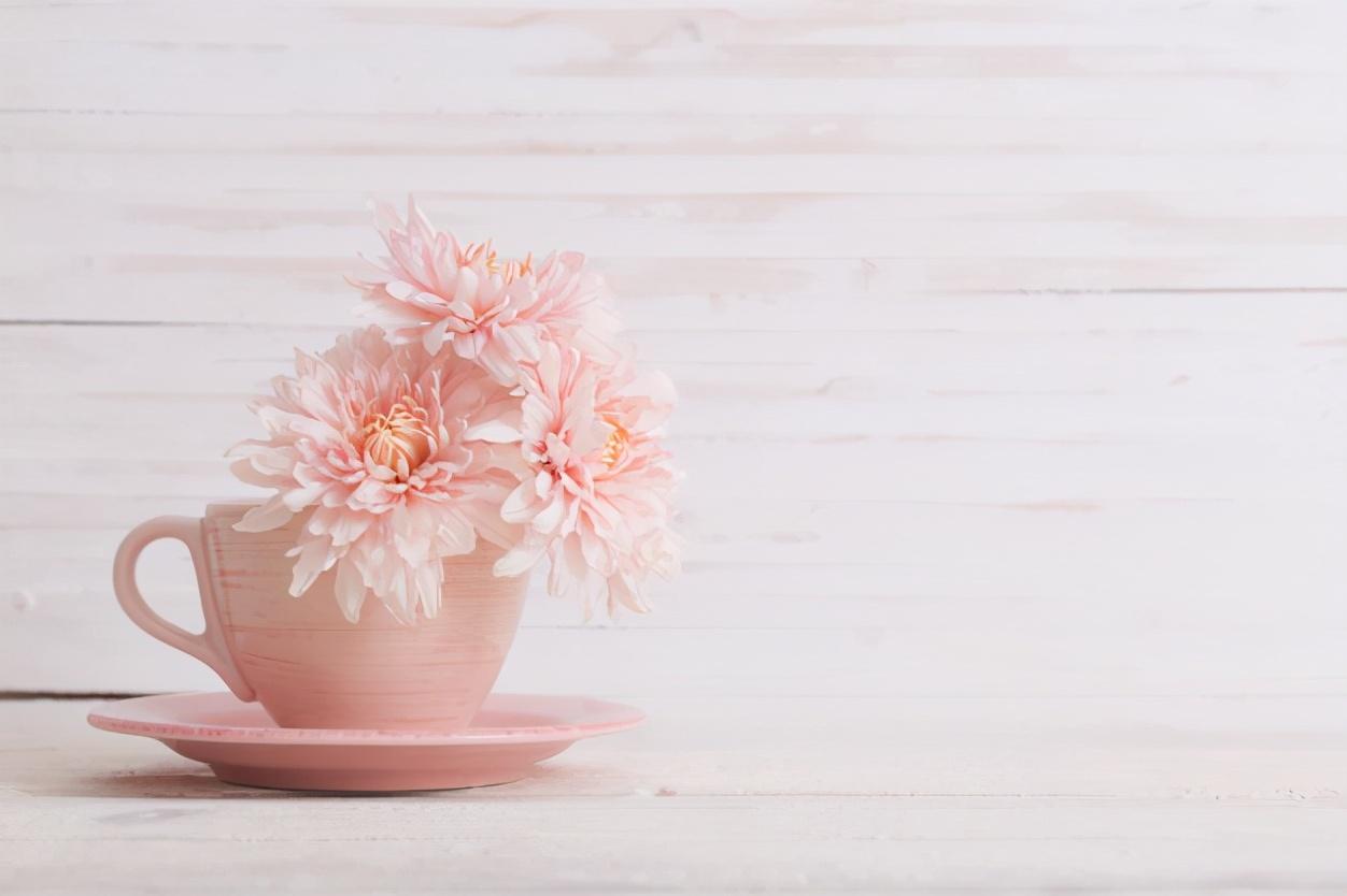 男生不敢撩喜欢的女生就把她拉黑是什么心态