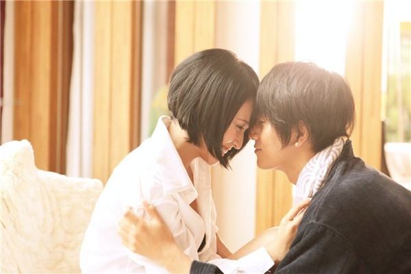 两个女生互相暗恋的特征,两个人互相暗恋是什么样子