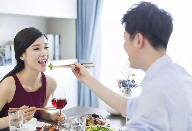 男人喜欢聊什么话题大全,女生愿意和你聊哪些话题