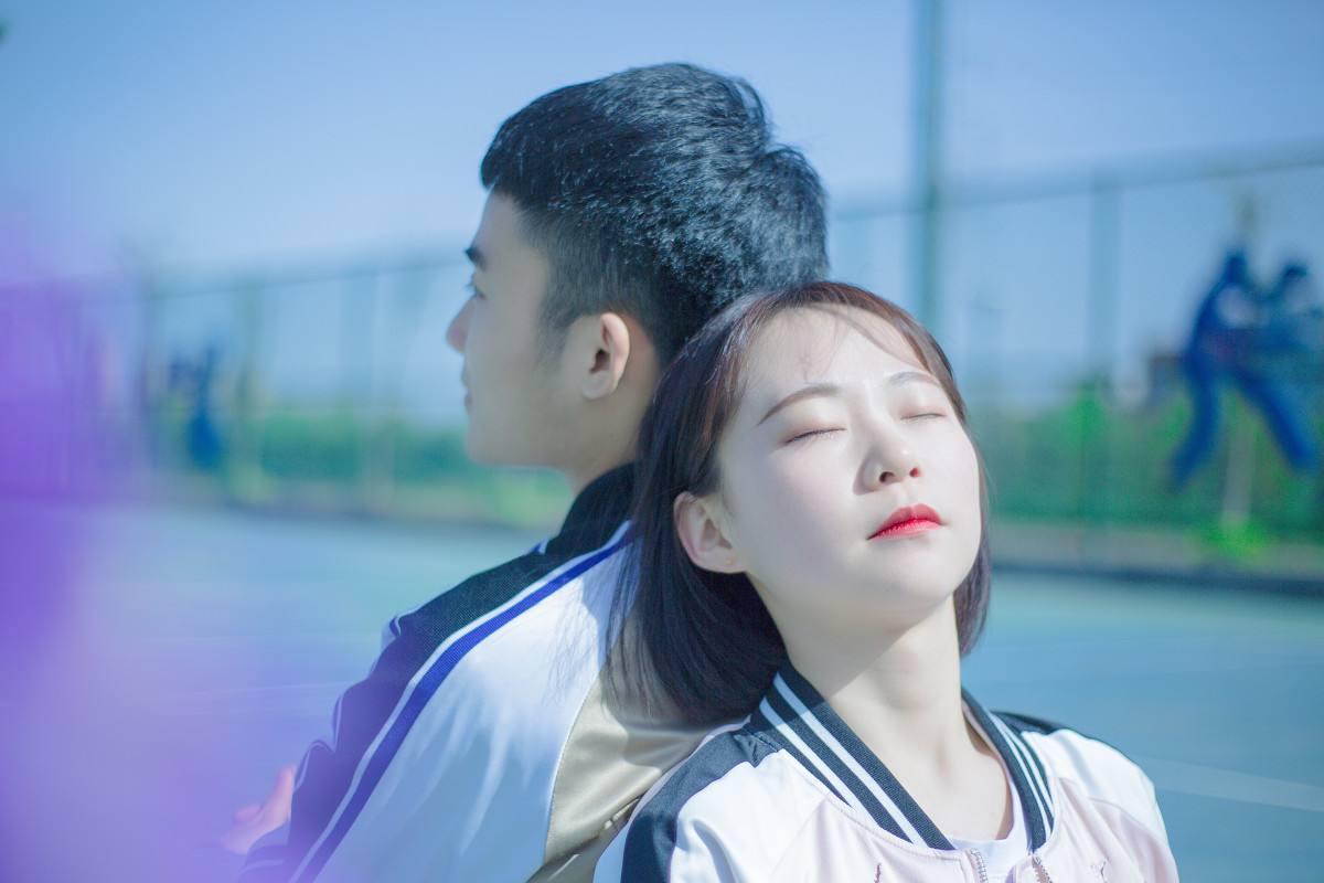 女孩子怎么才能让男孩子喜欢(女孩子更喜欢温柔一点的男孩子)