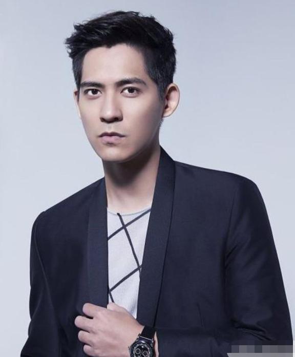 测试暗恋你的人姓什么(这样的人是什么心理)