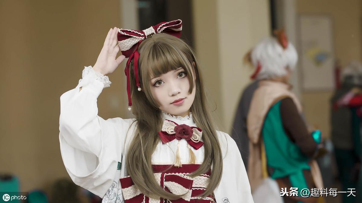 初中时期男生掩饰暗恋你的表现(男生当备胎有什么表现)