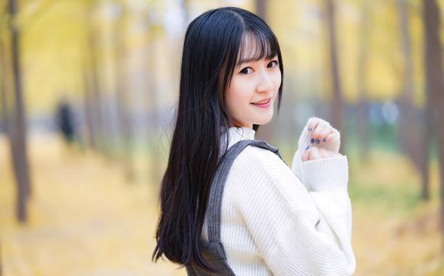 怎么吸引喜欢的男生主动怎么撩一个不喜欢你的男人