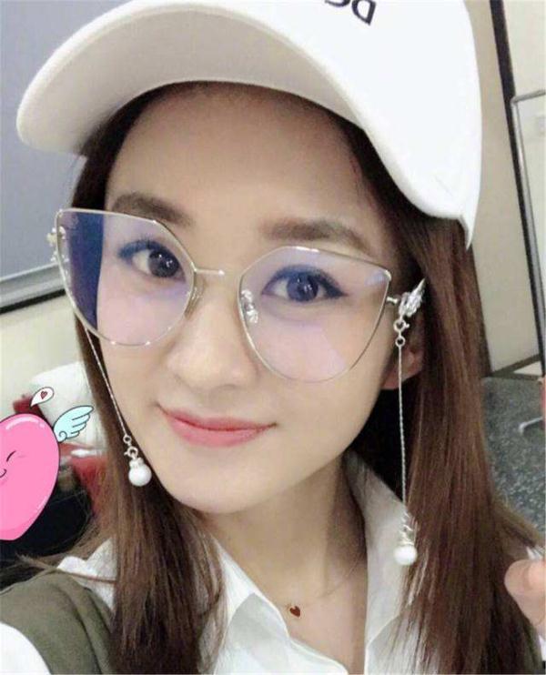 为什么男生会喜欢男生呢知乎喜欢我五年的男生突然有对象了