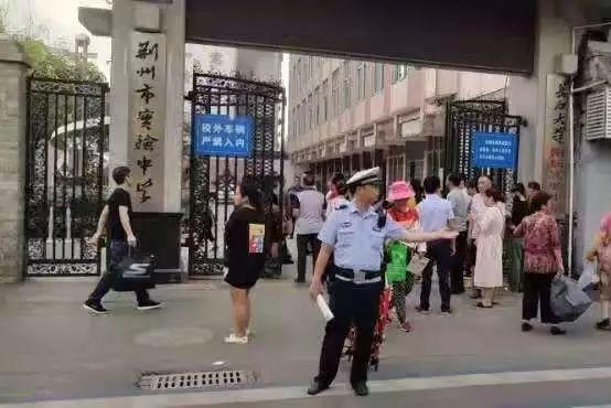 40岁男人最渴望收到的礼物,40岁的姐姐二婚弟弟送啥比较