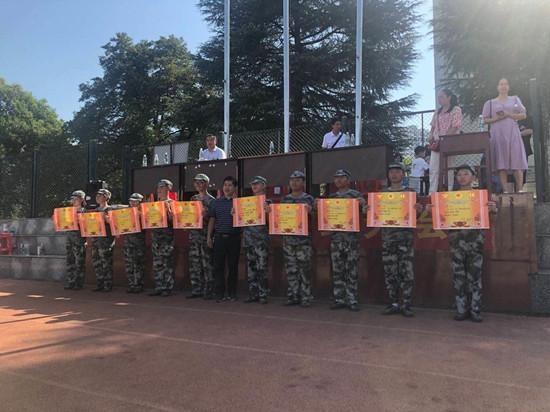 男生初一170cm以后能长多高,上7年级男孩身高