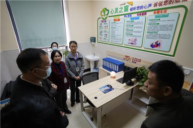 免费心理咨询求助那些负债累累日子都难过得下去的人是怎么撑下去的