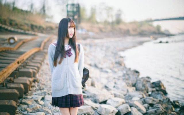 怎么让男生喜欢自己初中初中生如何戒掉游戏