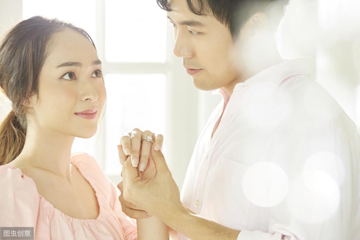 如何让男人迷恋自己(女生要如何满足男生的心理需求)