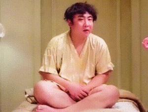 男生表情包图片男人发一个嘴唇表情应该怎样回复