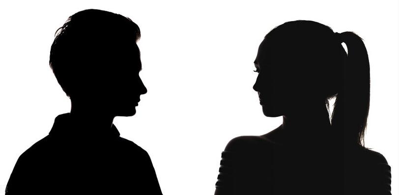 一个女人喜欢男人的表现女生喜欢男生的表现是什么样子的