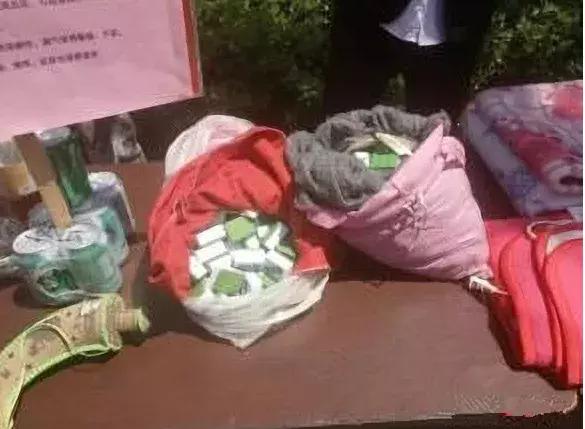 女生看到男生的那个看到五十出头的漂亮女人还心动正常吗