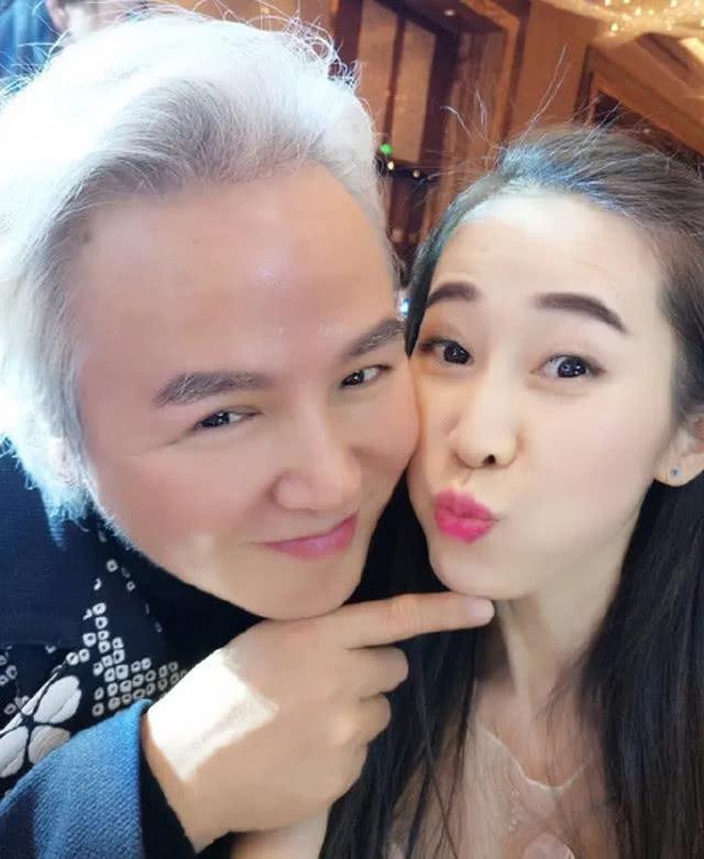 能在男人堆里混的女人不简单,遇到高段位的绿茶婊是一种怎样的体验