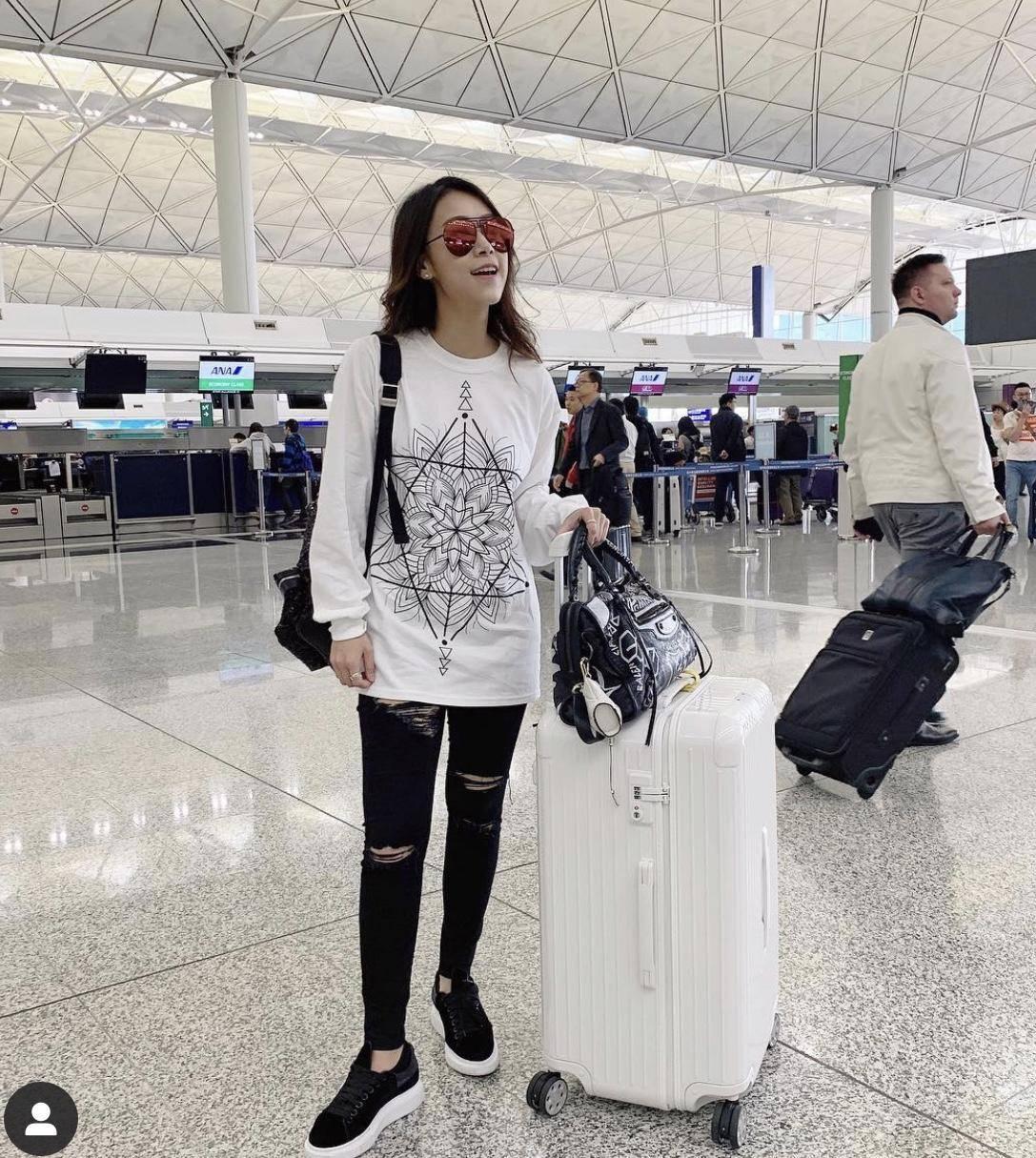 男人故意向你透露他有女朋友才在朋友圈说单身是什么鬼