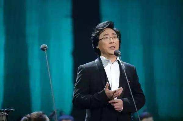 最打动女人心的7个礼物跟女孩子表白送什么好