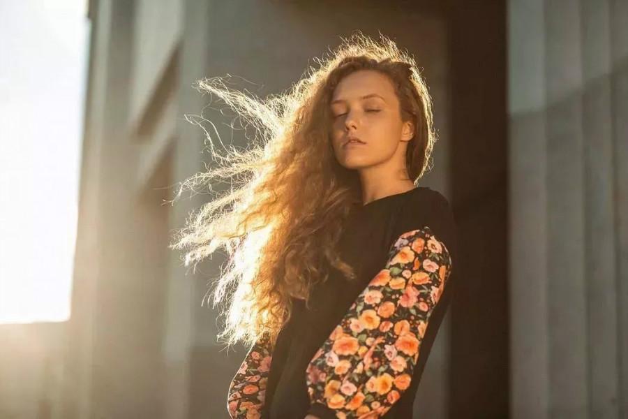 怎么让一个男的喜欢你,怎么做才能让一个男人心甘情愿为你花钱