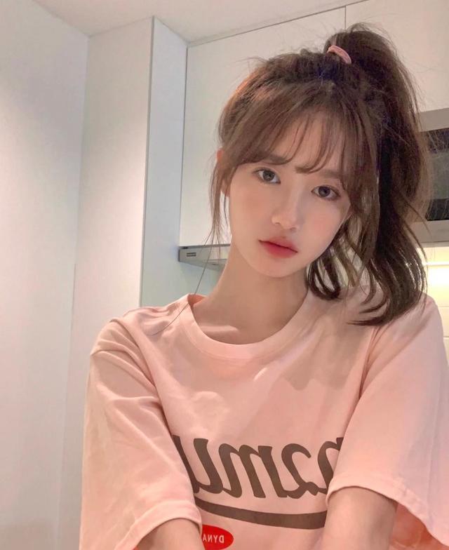 男的喜欢男的是什么原因呢有些男生喜欢看帅的男生