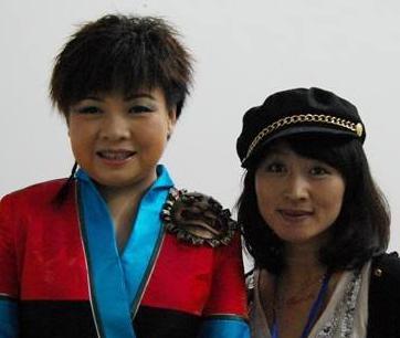 一个女生是弯的表现女人什么潜台词是我想你了