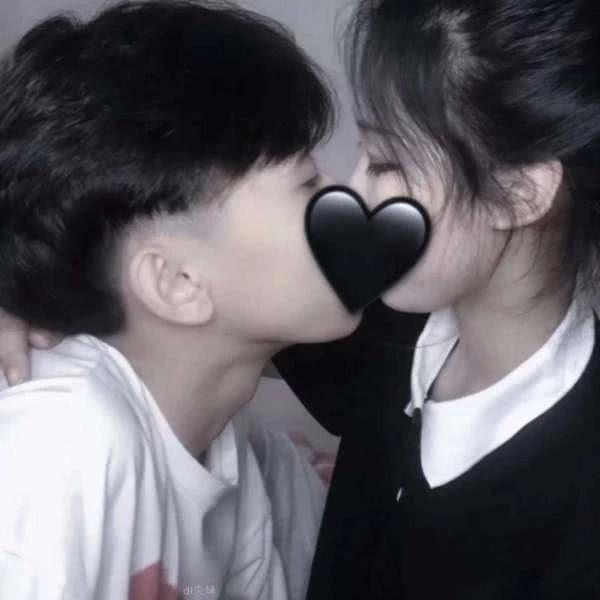 怎样让男孩子喜欢你的方法,男生最喜欢女生用什么样的香水