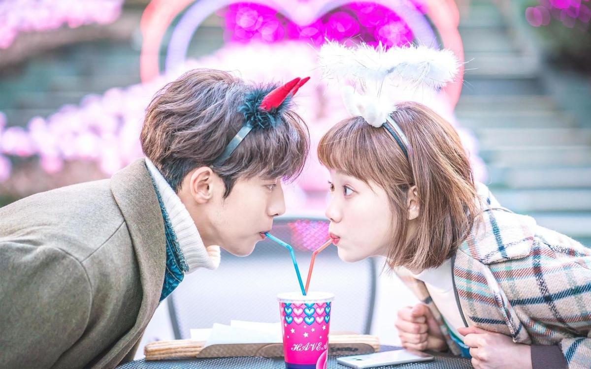 一句话让男人主动联系你(怎样才能让美女主动约你)