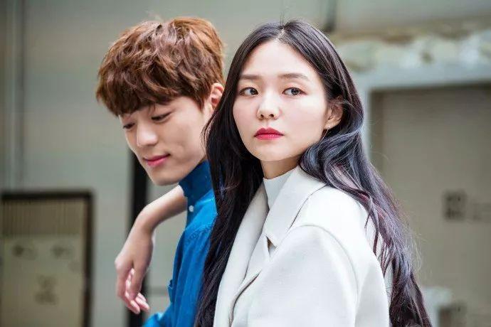 异性 肢体接触 10等级(怎么确定自己是不是恋)