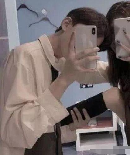 男生更喜欢抱抱还是亲亲,男朋友总喜欢吻我