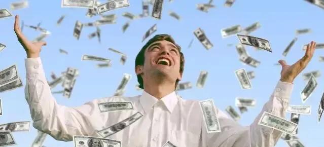 男生怎么样是喜欢你怎样看出一个男孩是否是真的喜欢你