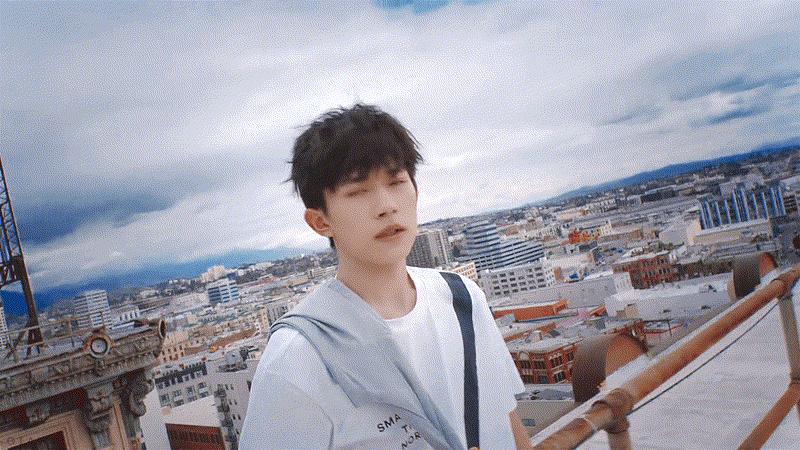 女生三个字,歌名是3个字的军歌有哪些合适女生唱