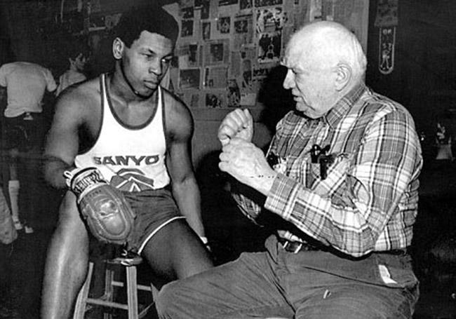 男生最喜欢听到的两个字,女人为什么对男人都有很强的控制欲