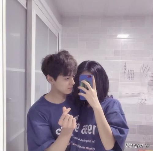 撩男朋友撩到硬100句男友总是撩我怎么办