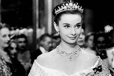 怎么夸女生长得漂亮怎么夸别人长得帅