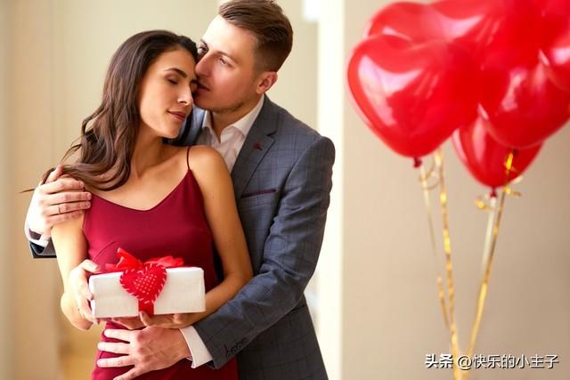 男生真心喜欢一个女生的表现,女生看了