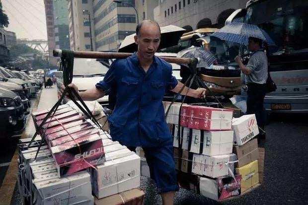 男生最扛不住的三个称呼以前码头扛麻布袋的人叫什么