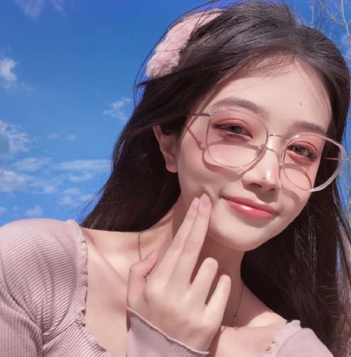 怎样让暗恋自己的男生不喜欢自己彼此不熟悉该怎样去表白呢