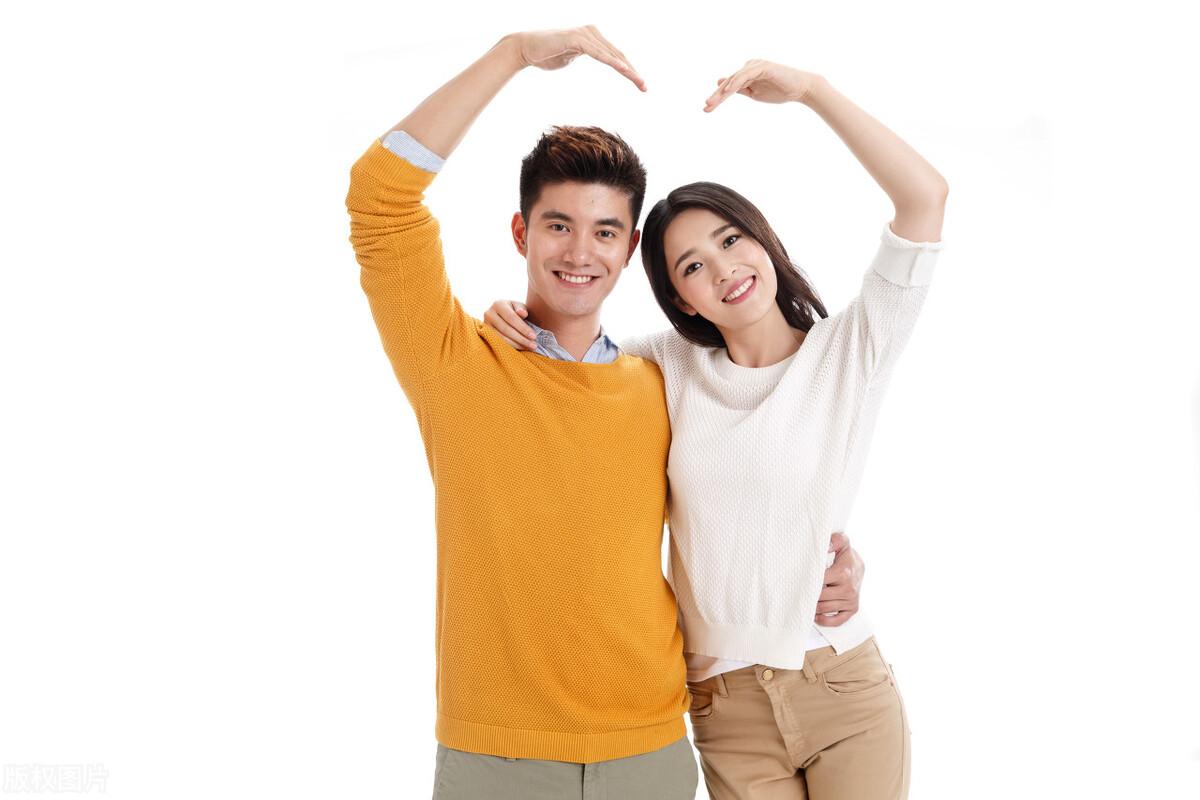 怎么判断他是否喜欢我(哪些细节能看出你心仪的女孩喜欢你)