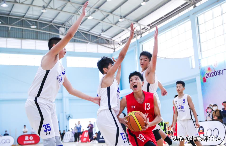 14岁男生身高标准2021十四岁男孩标准身高