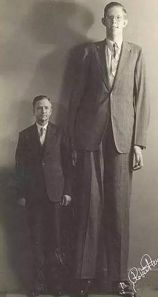 20岁打生长激素能长高吗,请问现在这个年龄可以打激素增长吗