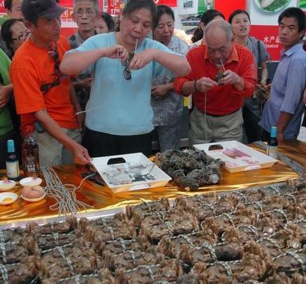 女人堆里的生存法则,有个奇葩岳母是什么感受