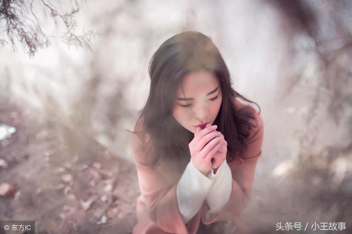 初中男生对女生暗恋会有哪些表现,为什么还喜欢看奥特曼