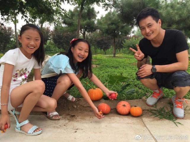 十五岁的女儿喜欢女生怎么办六年级学生的叛逆心理的出现