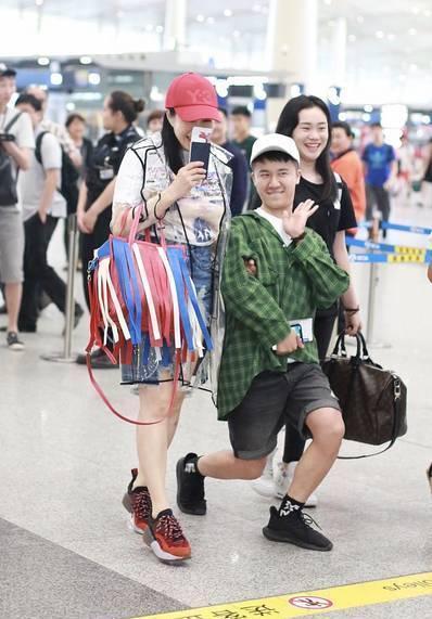 女生喜欢男闺蜜的征兆发生过性关系的男女朋友