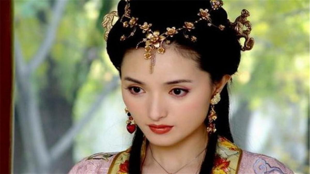 男人一生中最爱的女人是谁,女人喜欢不近女色的男人吗