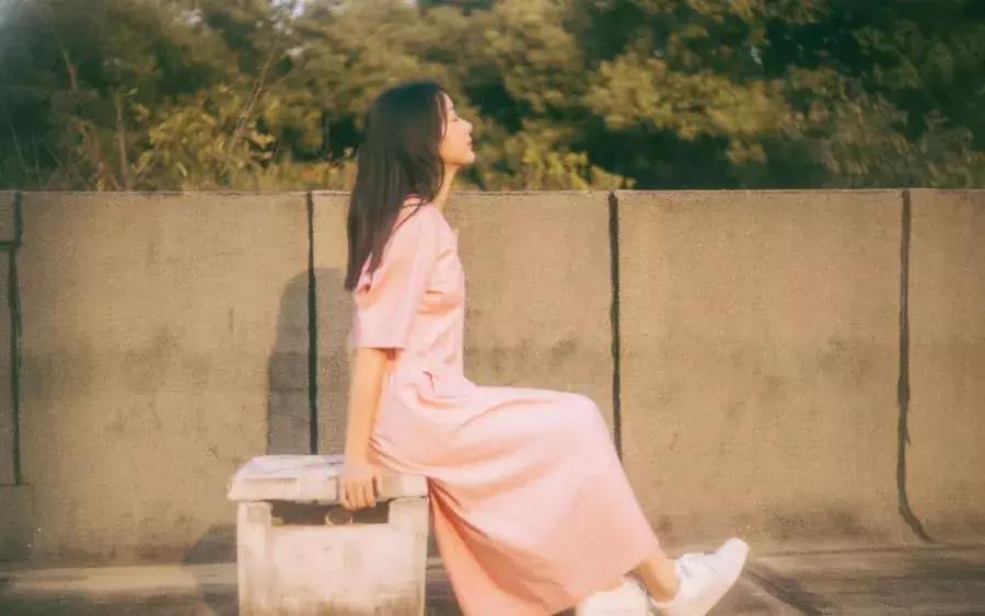 高中时代男生暗恋表现为什么有些男孩子喜欢男生