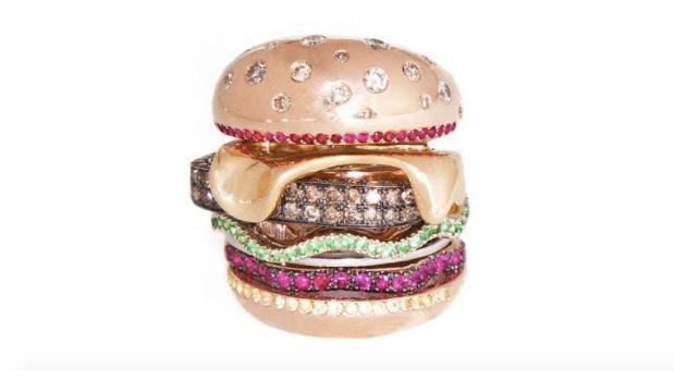 50岁的男士过生日送什么礼物好,喜欢了很久的人要过生日了