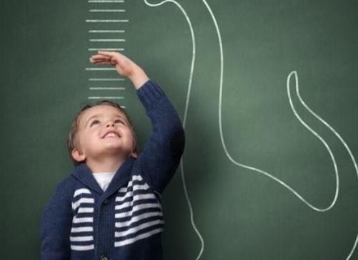 孩子个子矮怎么办,怎么开导教育孩子不为身高而自卑